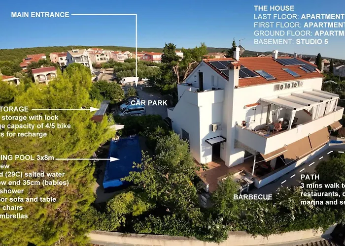 Monika & Breakfast Baskets 236 * Punat