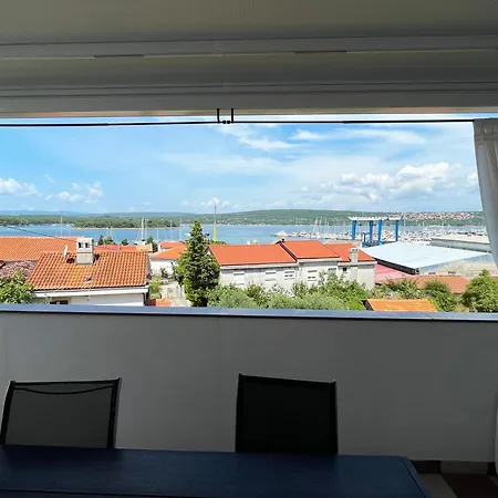 Family Monika - Sea View - Heated Pool Ii بونات