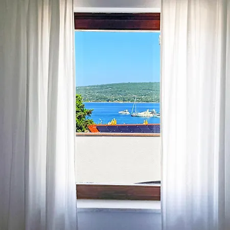 Family Monika - Sea View - Heated Pool Ii شقة بونات