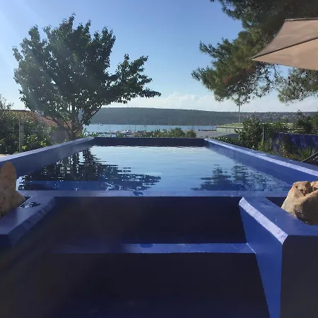 Family Monika - Sea View - Heated Pool Ii *
