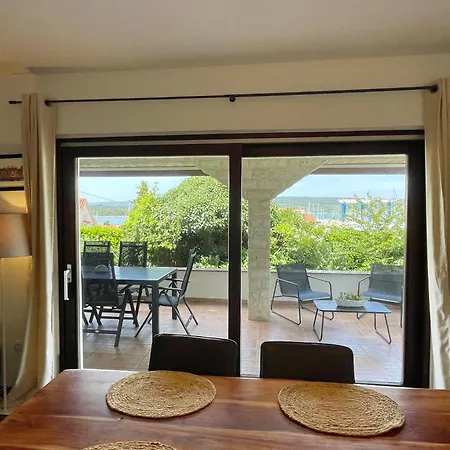 Family Monika - Sea View - Heated Pool Ii