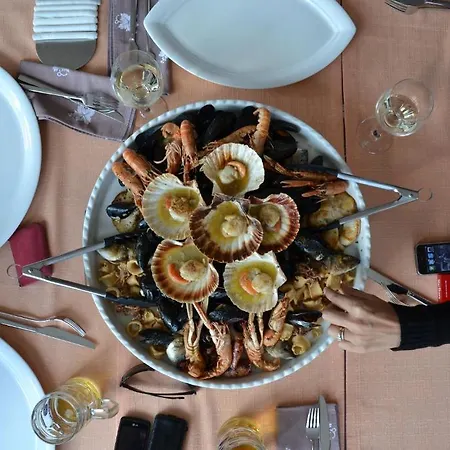 Monika & Breakfast Baskets 236 *